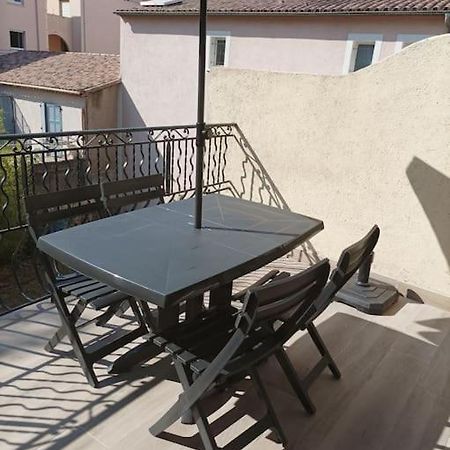 Studio Meuble Climatise Avec Terrasse Draguignan Buitenkant foto